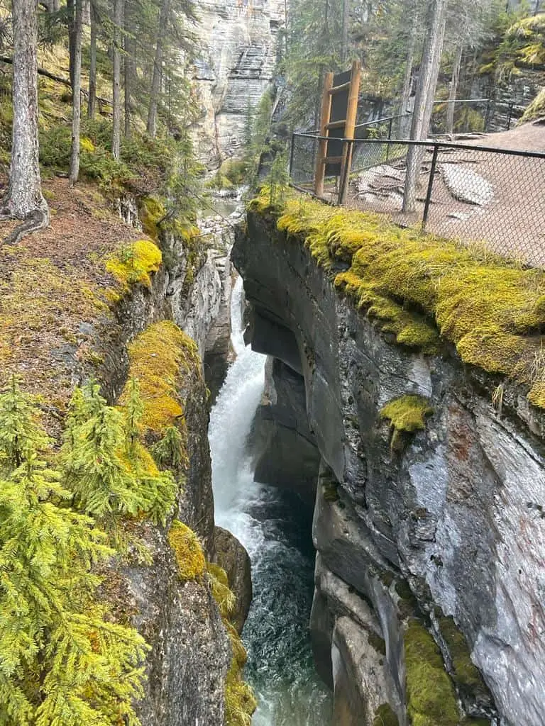 Kanada Maligne Canyon