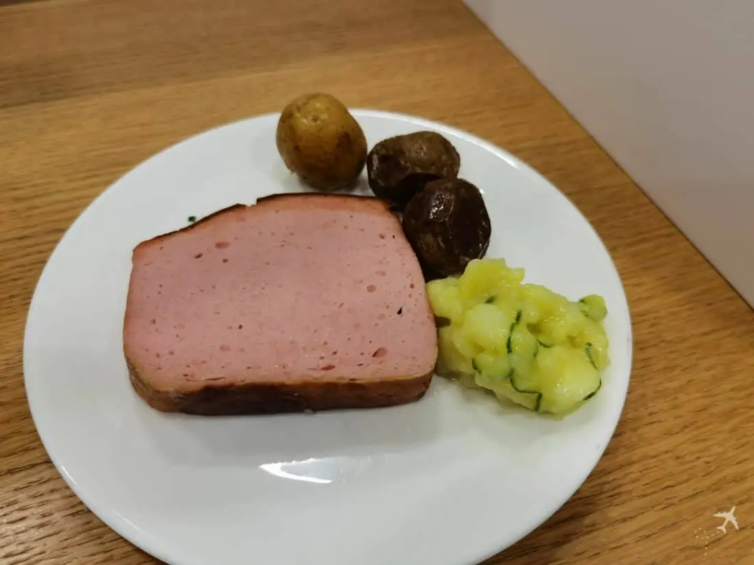 LH SEN Lounge MUC Kartoffelsalat