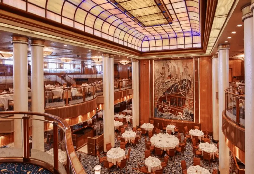 saal queenmary2