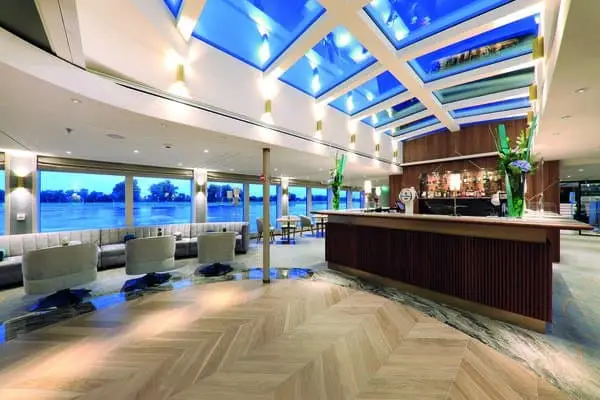 MS Lady Diletta - Bar und Lounge