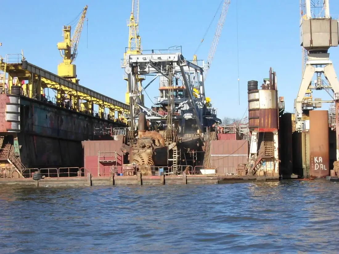 Hamburger Hafen Linie 73 4