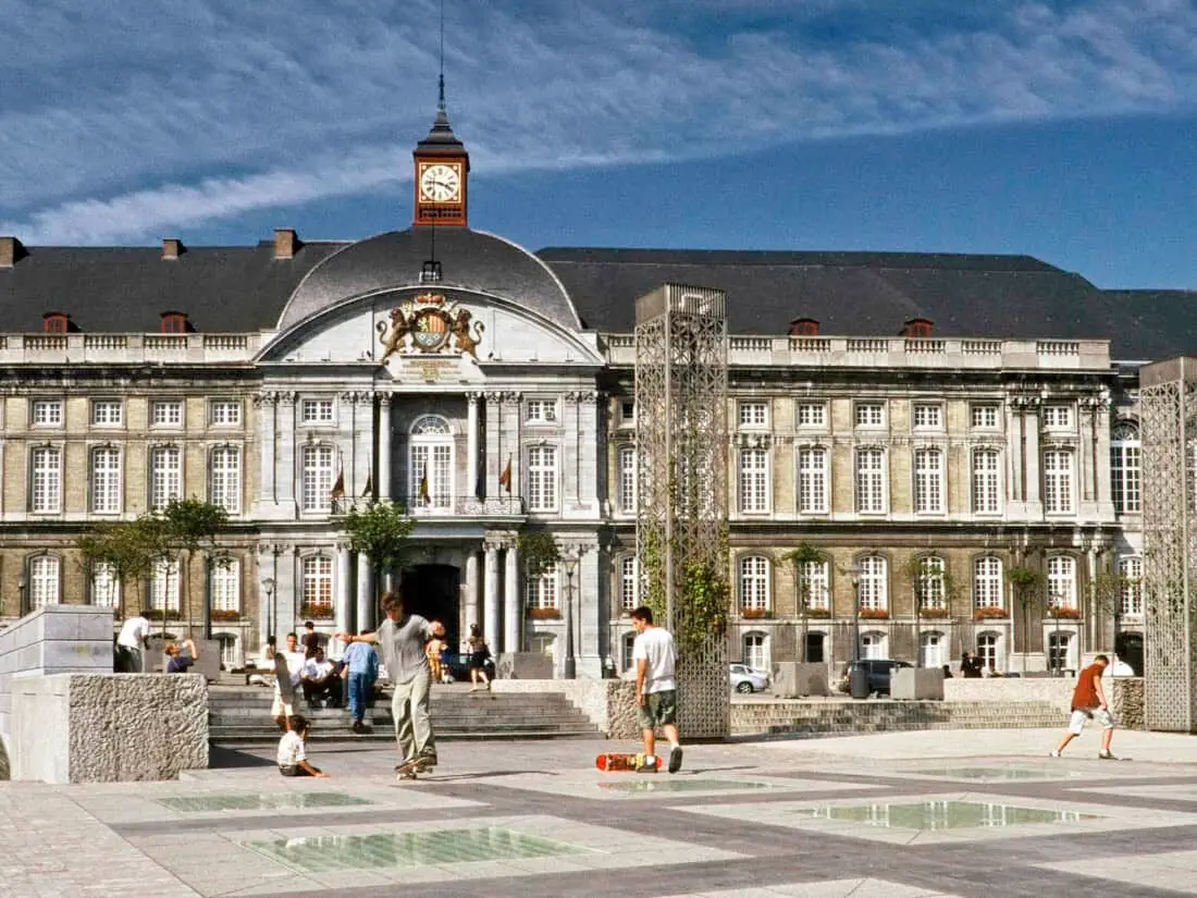 https://www.accorhotels.com/B665