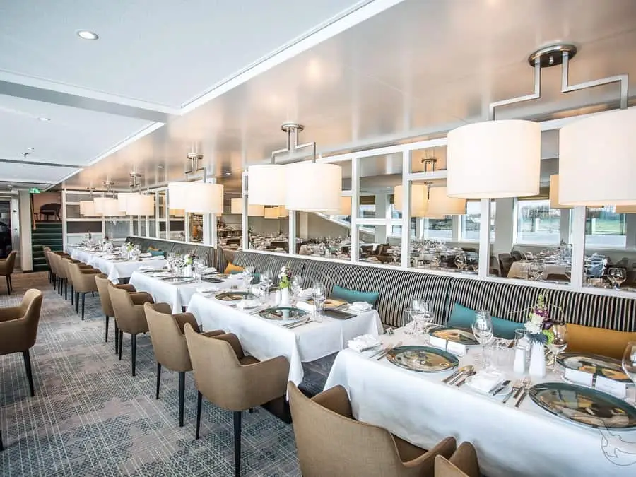 MS Asara - Restaurant Vier Jahreszeiten