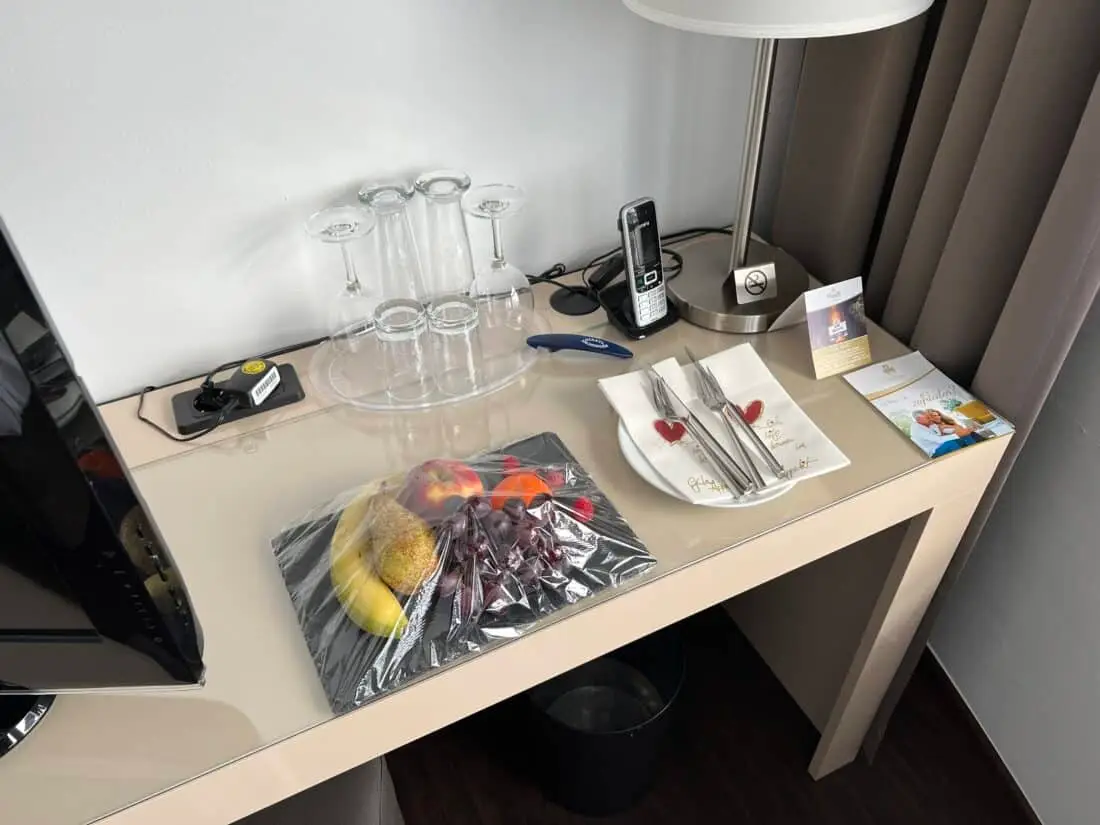 Oversum Winterberg Zimmer Obstteller