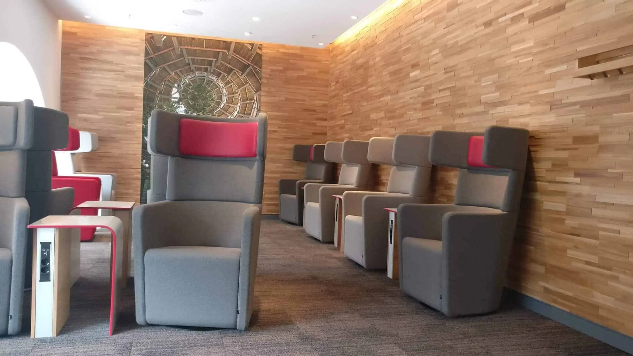 DB Lounge Sitzbereich