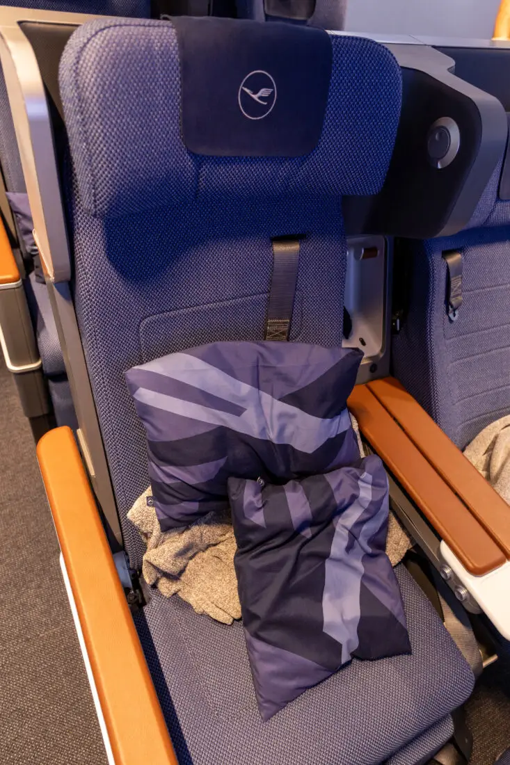 Lufthansa Allegris Premium Economy Sitz