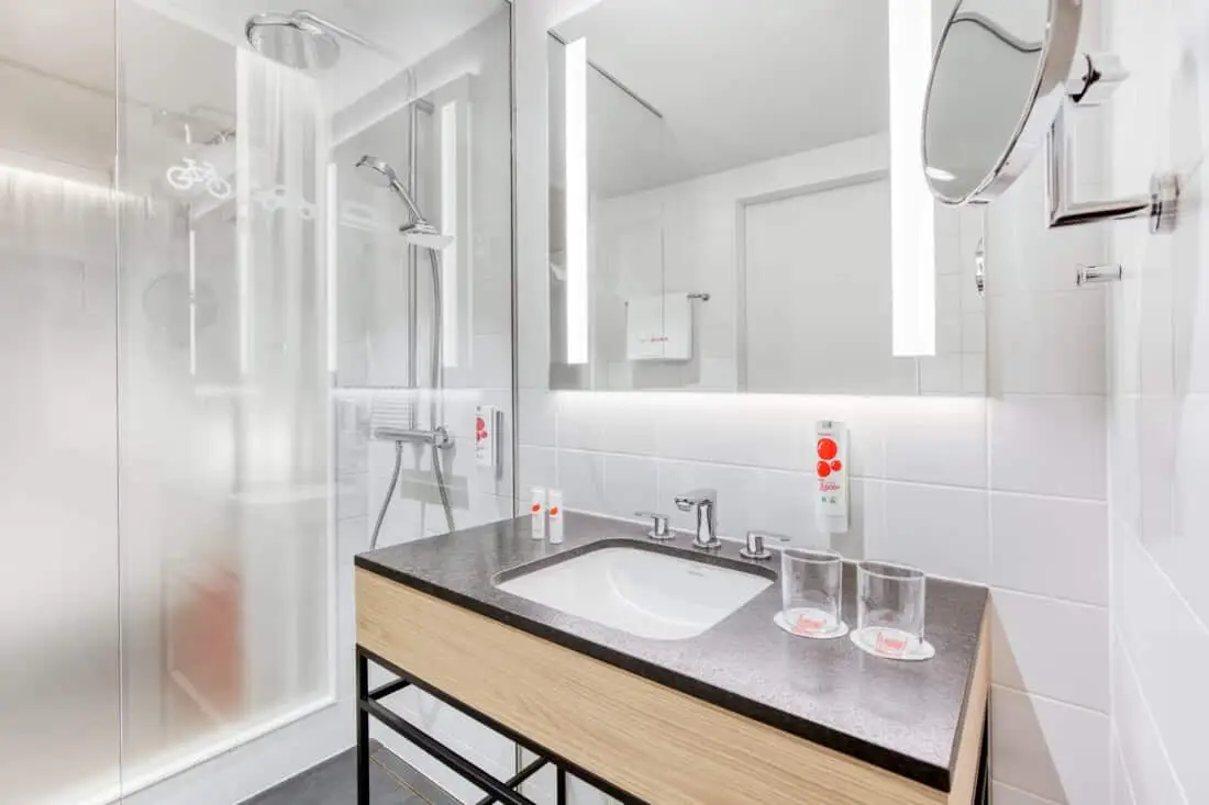InterCity Hotel Graz - Business Zimmer (3)