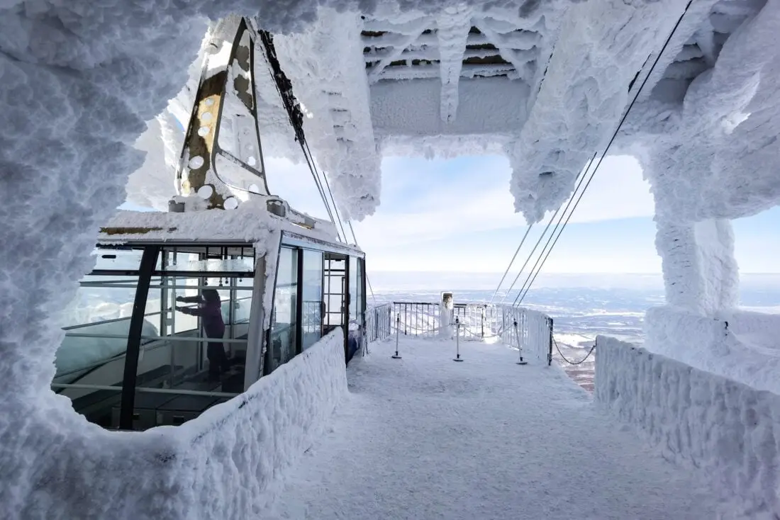 Hakkoda Eis Bergstation