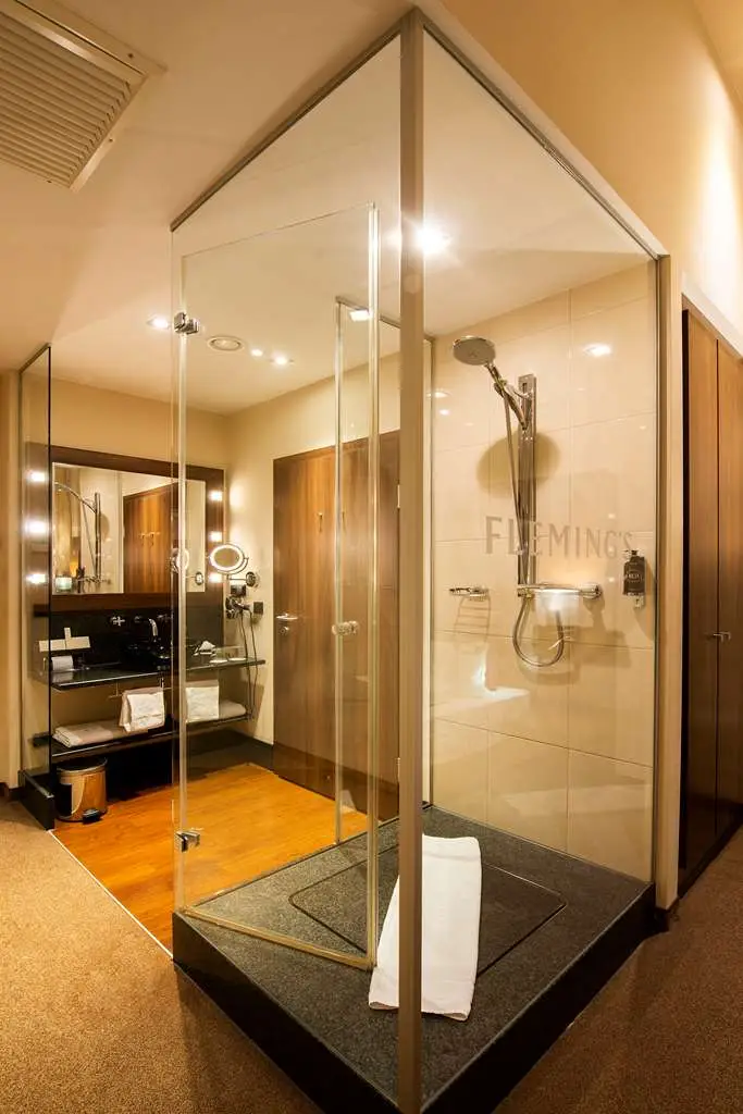 dusche superior flemings