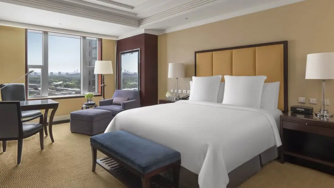 Four Seasons Peking - Deluxe King Room