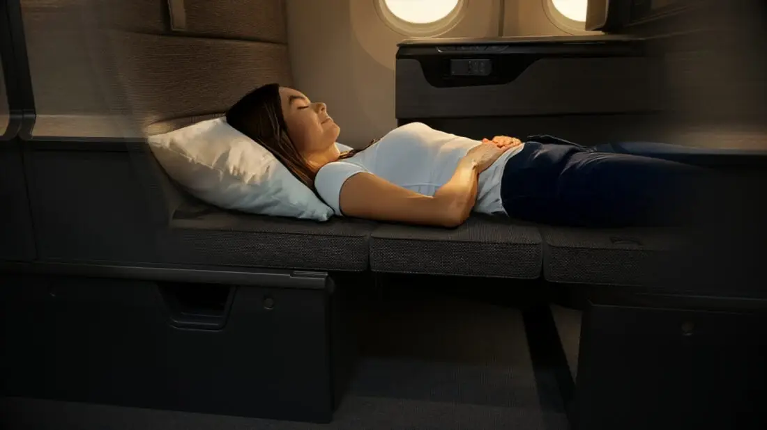 ANA The Room FX 787 Beinstuetze 2