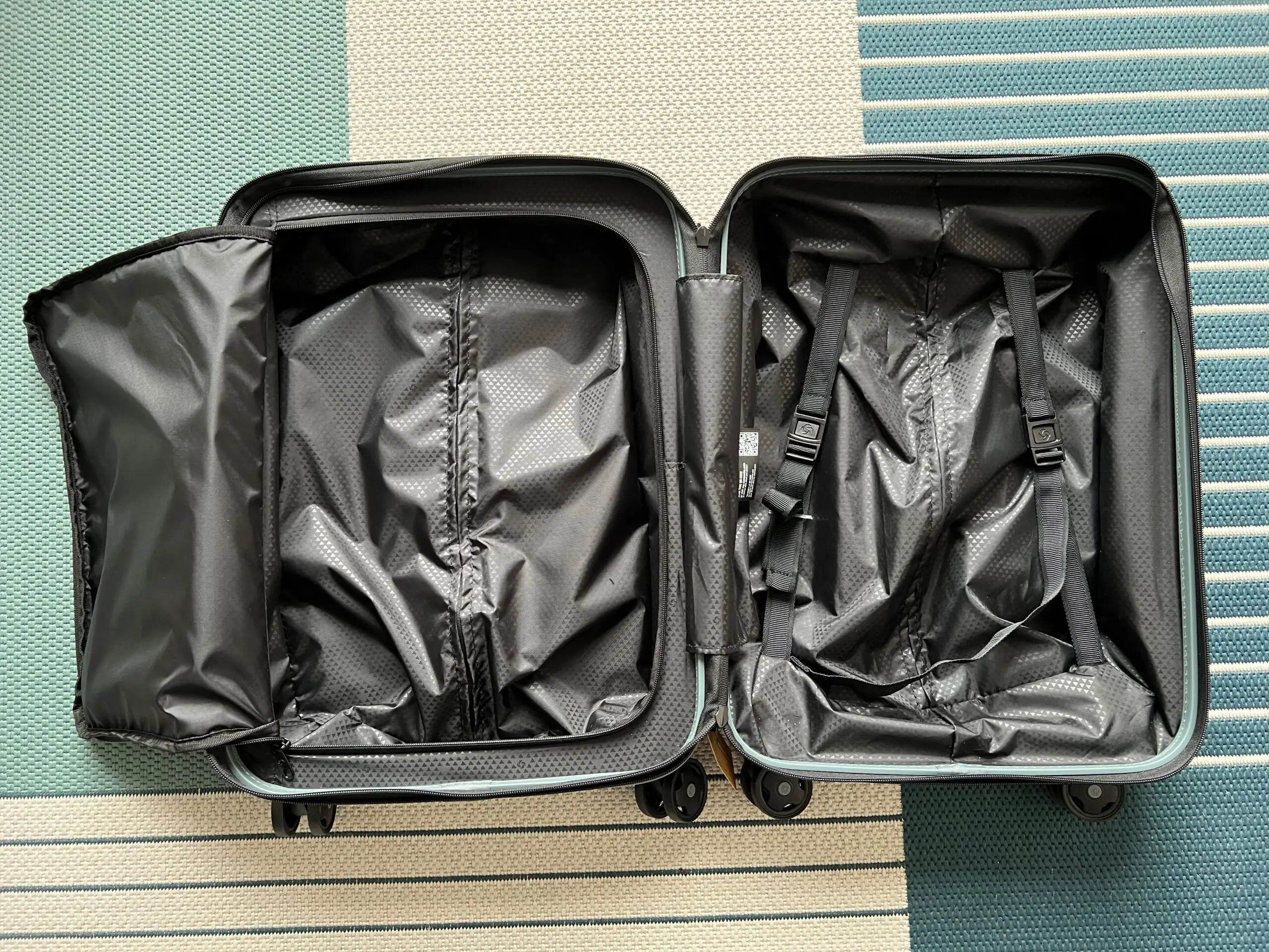 Samsonite Stackd Aussentasche Innen offen