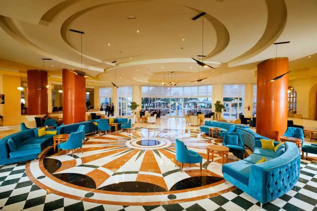 lobby steigenberger
