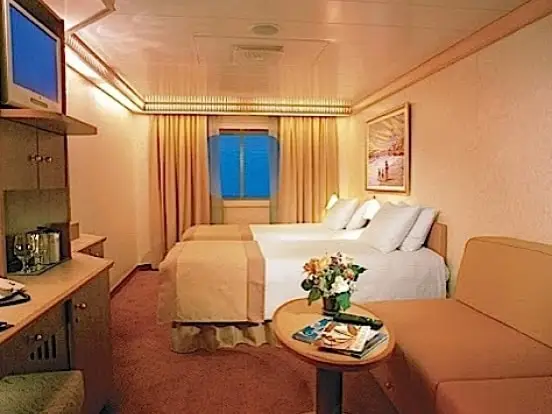 Carnival Splendor Aussen