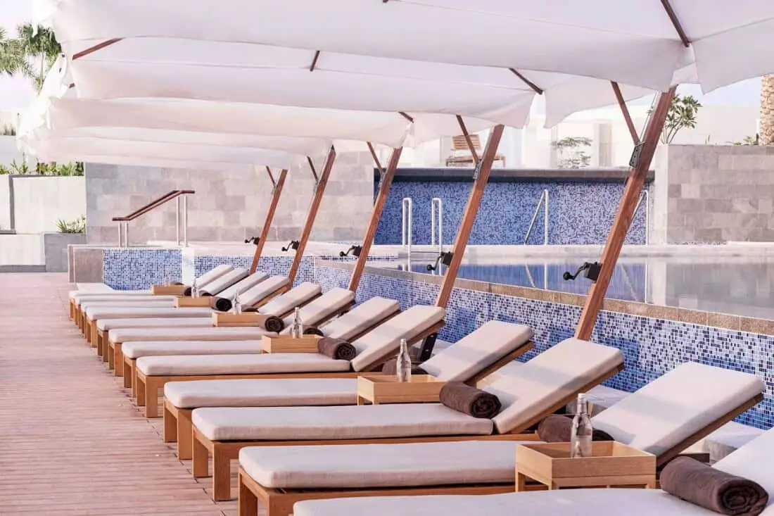 InterContinental Ras Al Khaimah - Pooldeck Club-Lounge