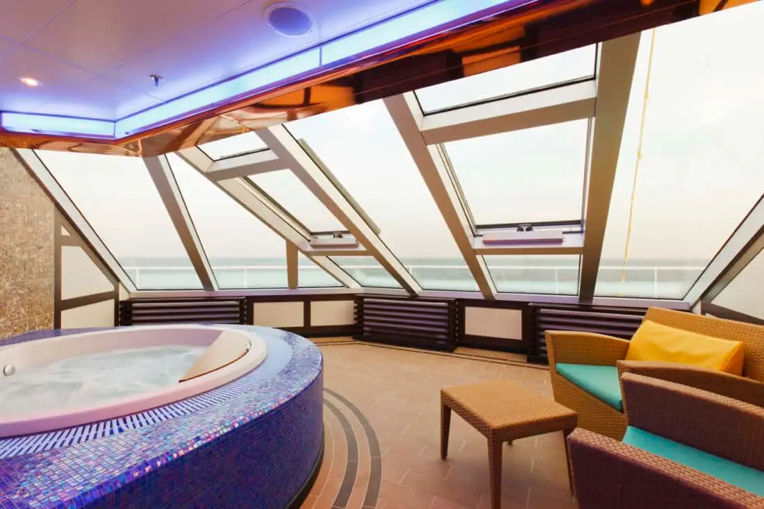 Costa Favolosa Grand Suite Badewanne
