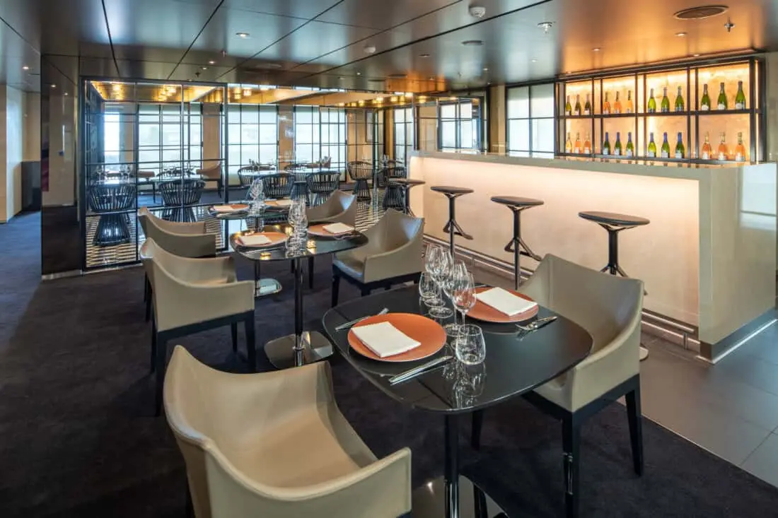 Scenic Eclipse - Restaurant Lumière