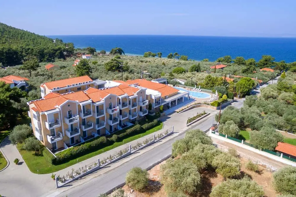 louloudis hotel 02