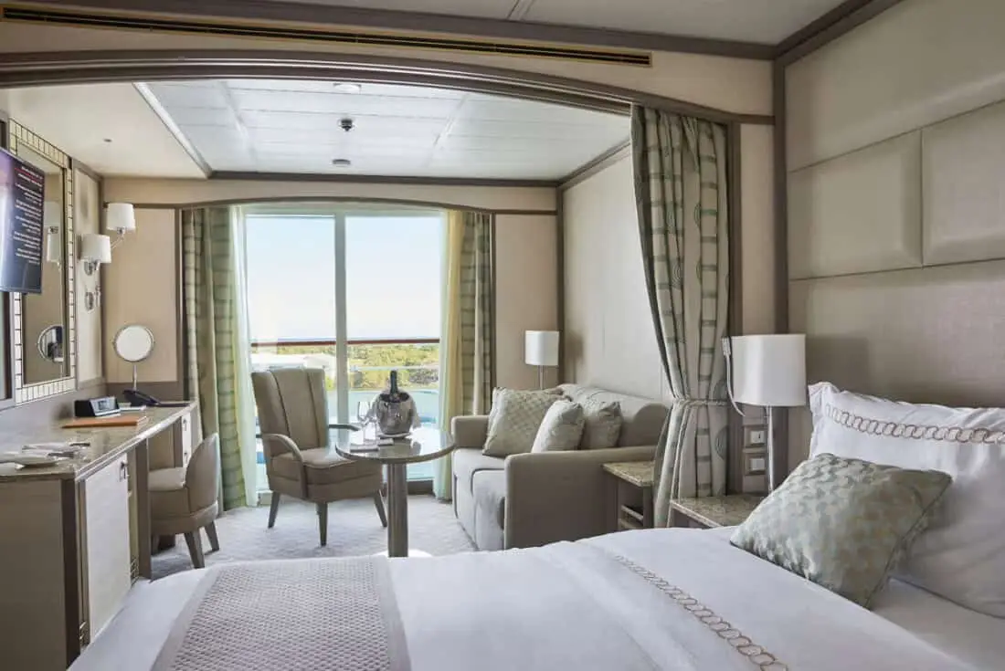 Silver Shadow - Classic Veranda Suite