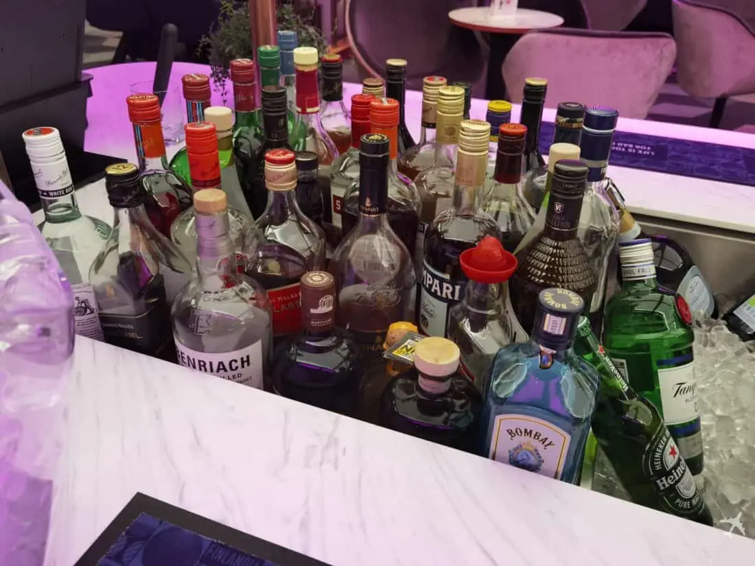Business Lounge MyStar Alkoholika nah