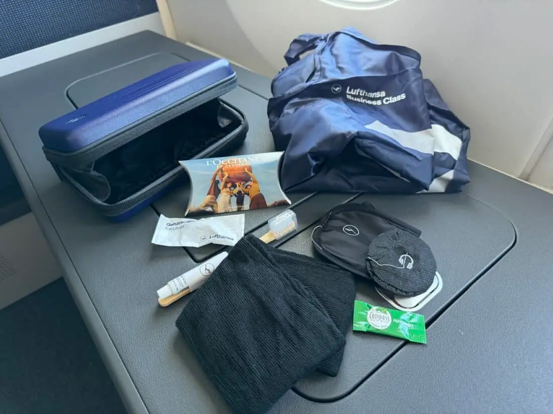Lufthansa Allegris Business Amenity Kit Inhalt 1