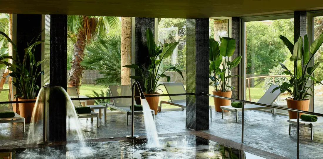 melia lloret innenpool