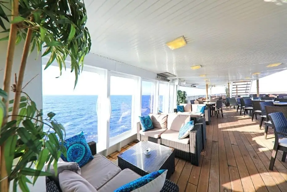 MS Ocean Majesty restaurant