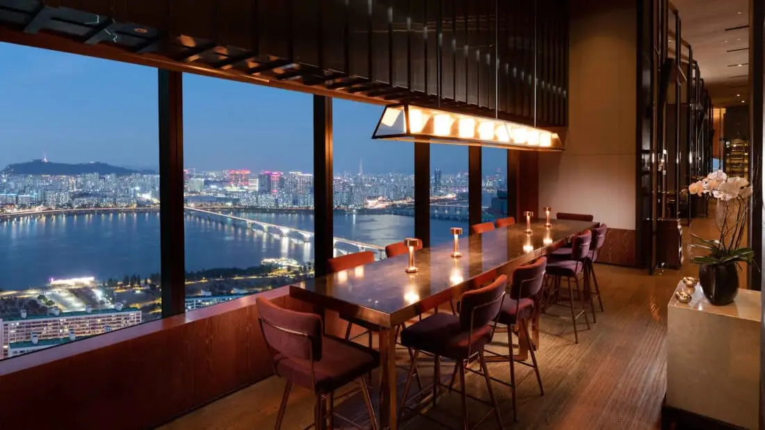 Conrad Seoul Restaurant 37 Bar and Grill