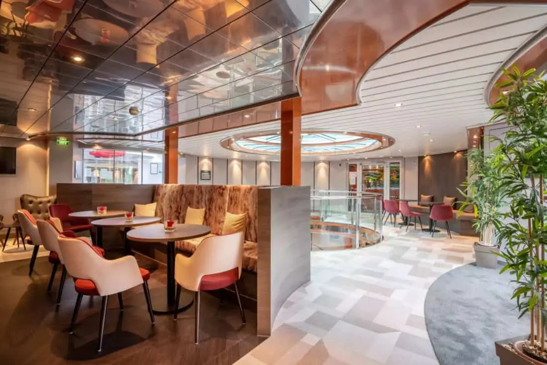 Viktoria belvedere lobby oberdeck 01