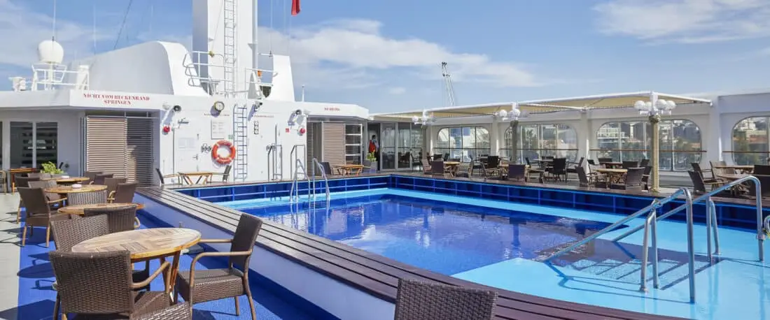 ms hamburg pool
