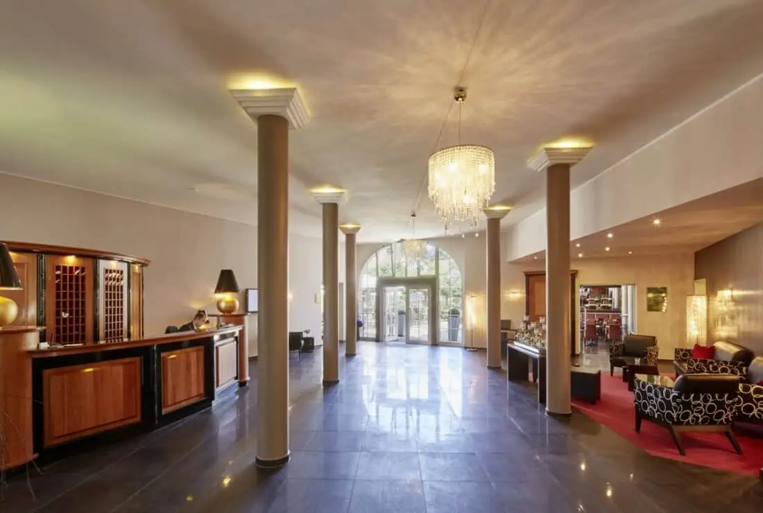 Rezeption schloss reinach