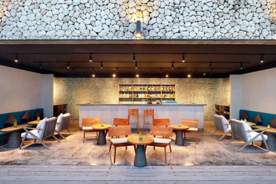 Aroha bar