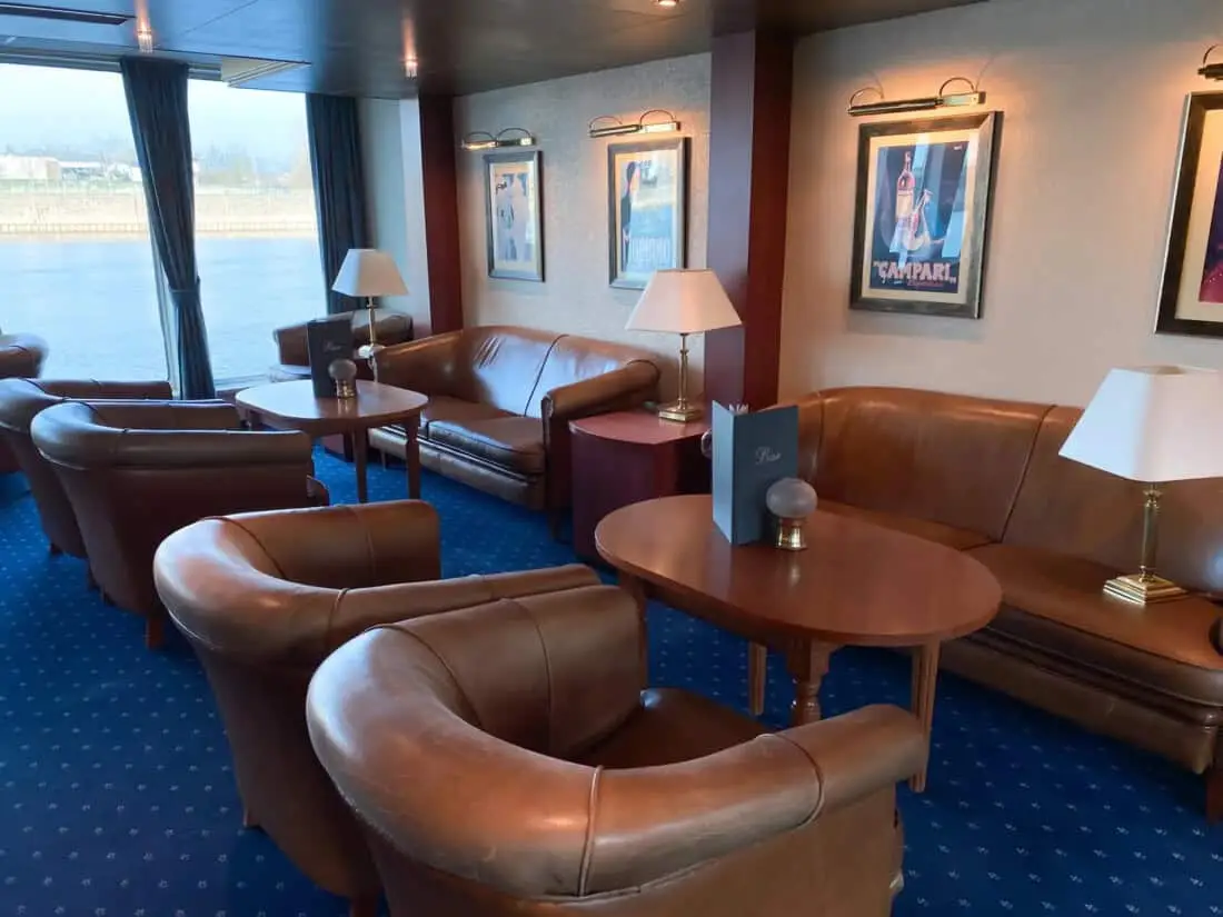 MS VistaGrace - Bar und Lounge