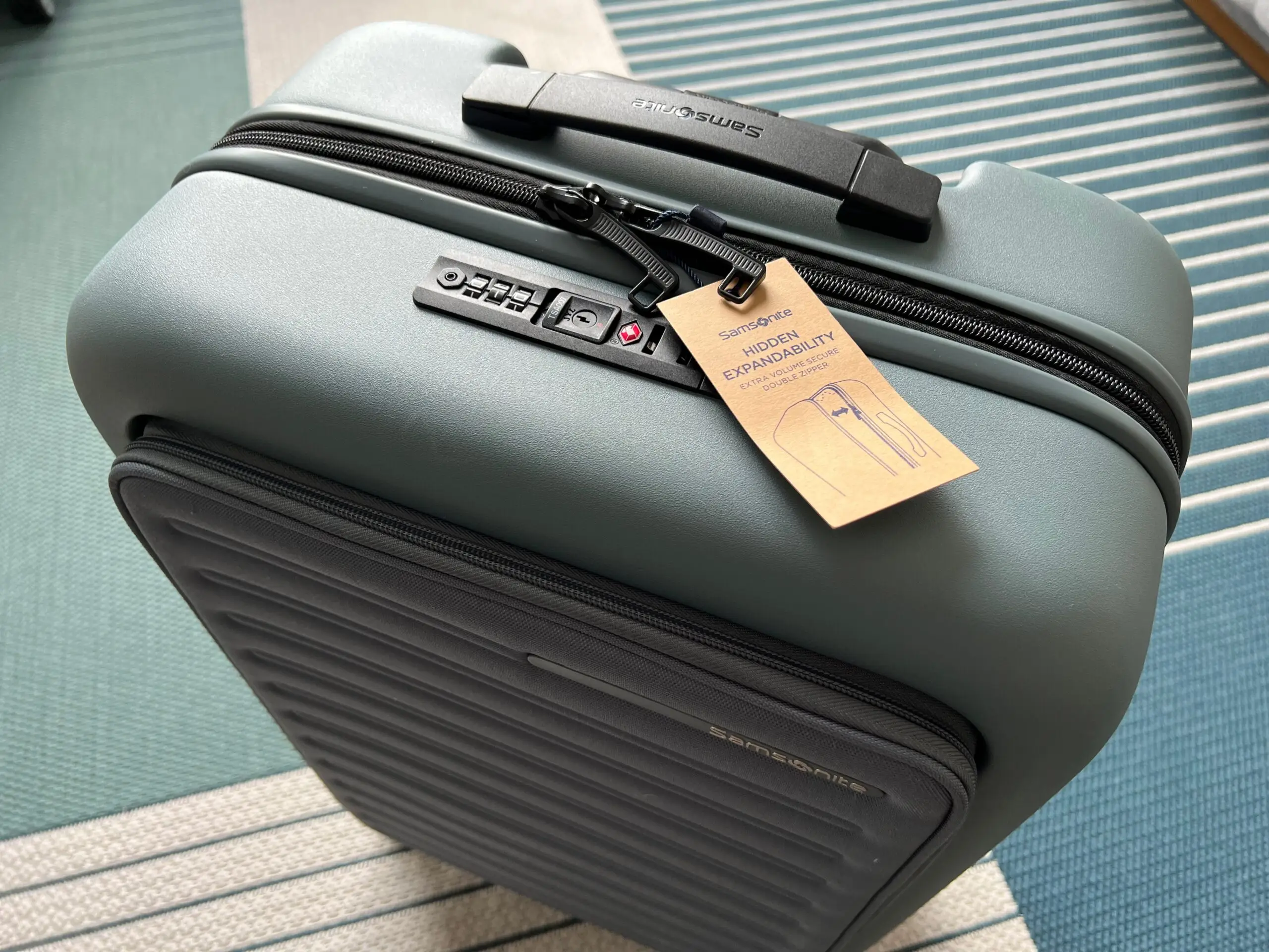 Samsonite Stackd Aussentasche oben