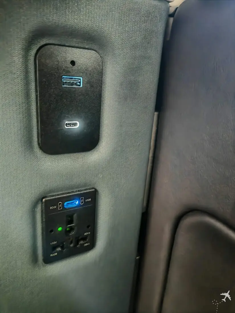 CX Aria Suite 777 Steckdose