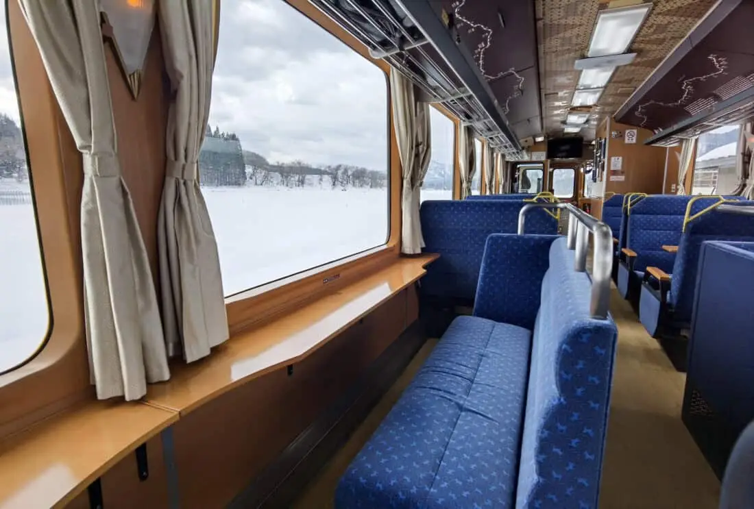 Akita Nairiku Jukan Railway Aussicht
