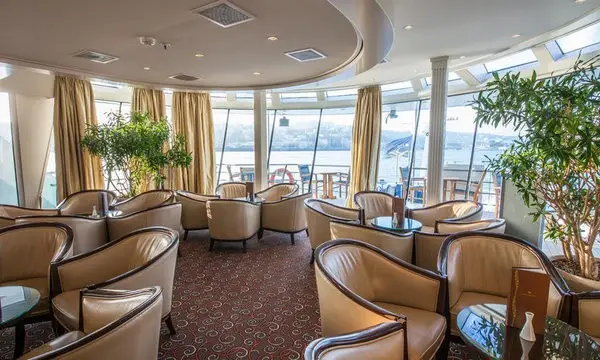 Lady Cristina - Panorama-Lounge