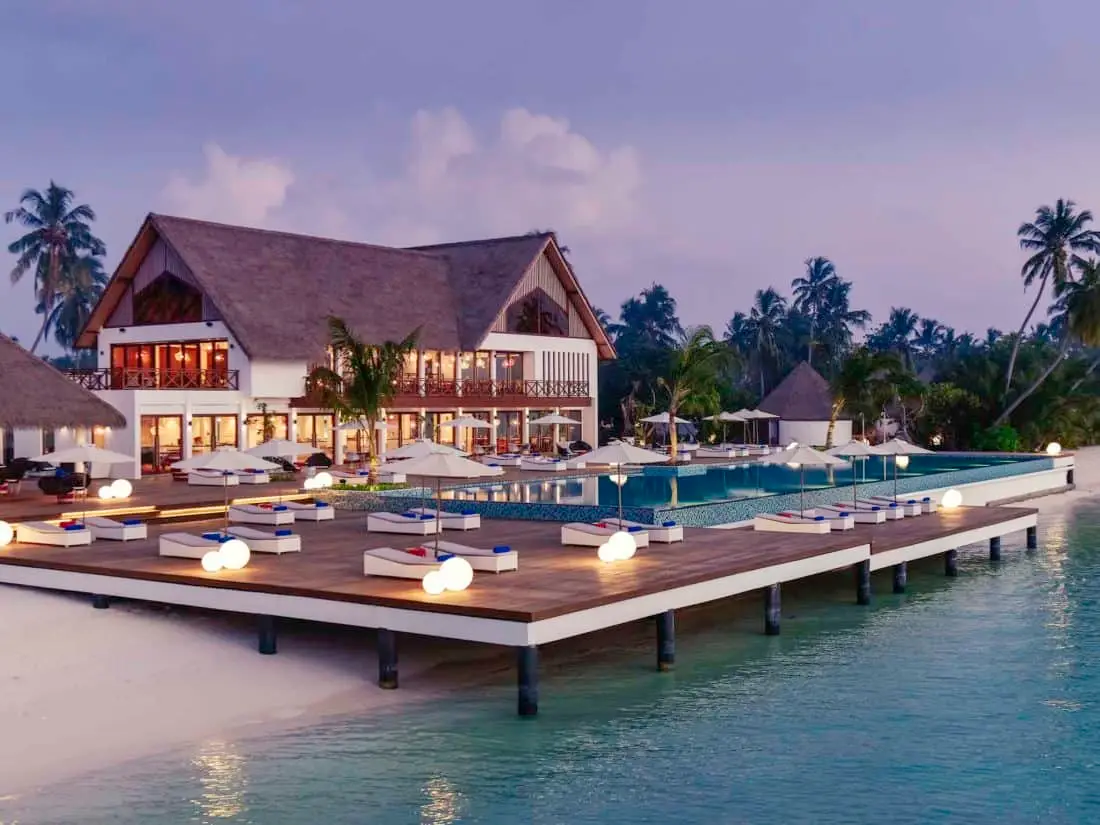Mercure Maldives Kooddoo Resort