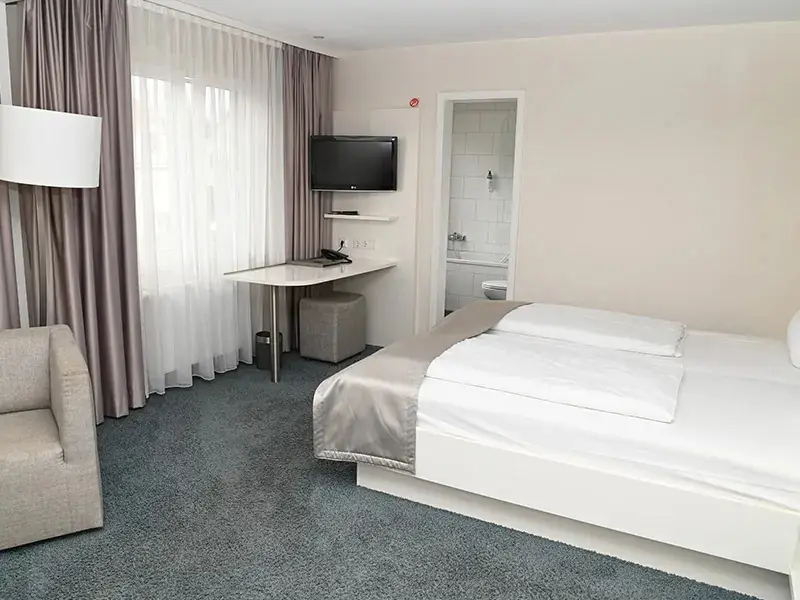 Hotel Hoeri - Doppelzimmer Landseite (2)