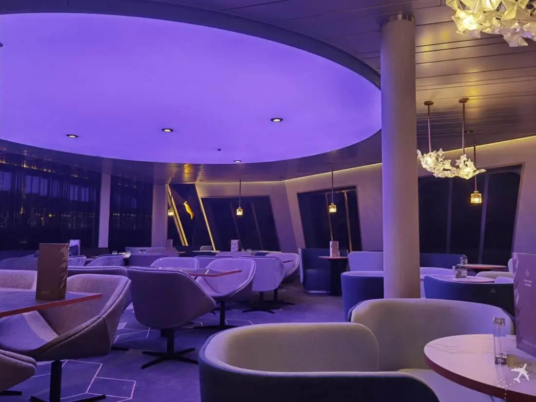 Business Lounge MyStar Sitze rund
