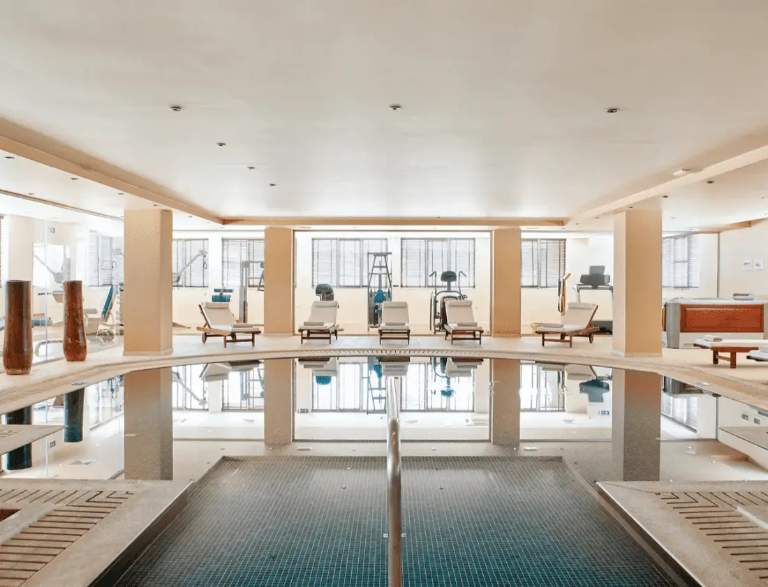 innenpool wyndham kreta
