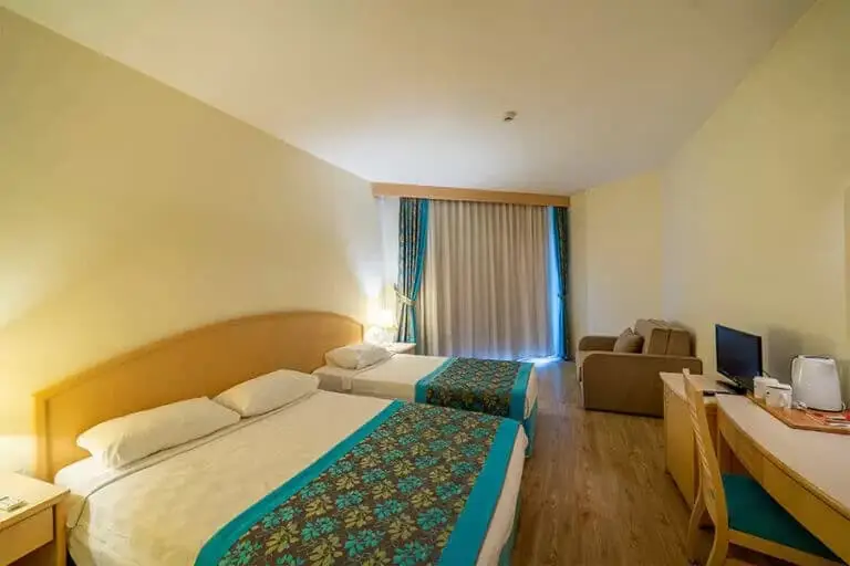 Aska Just in Beach Hotel 2