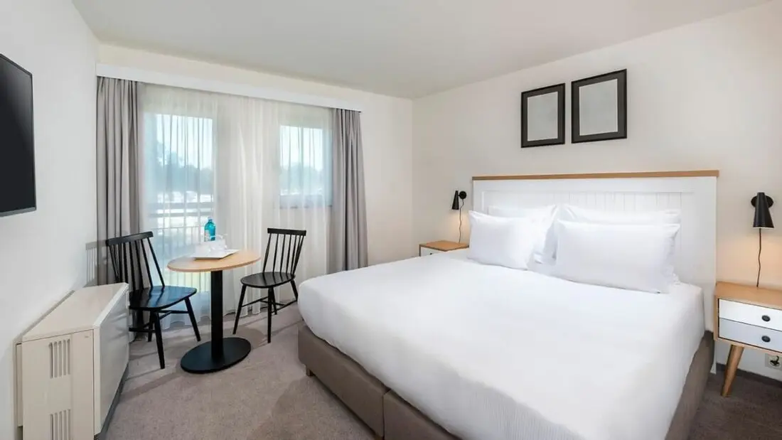 Precise Resort Marina Wolfsbruch - Doppelzimmer im Ferienhaus