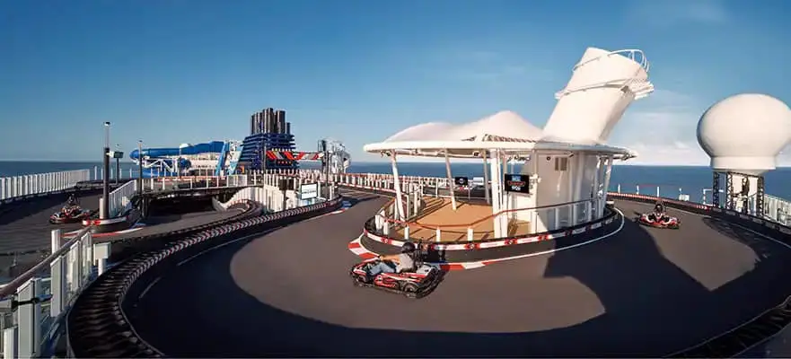 Norwegian Encore - Kartbahn