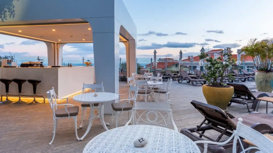 Tui Blue Madeira Gardens pool bar outside
