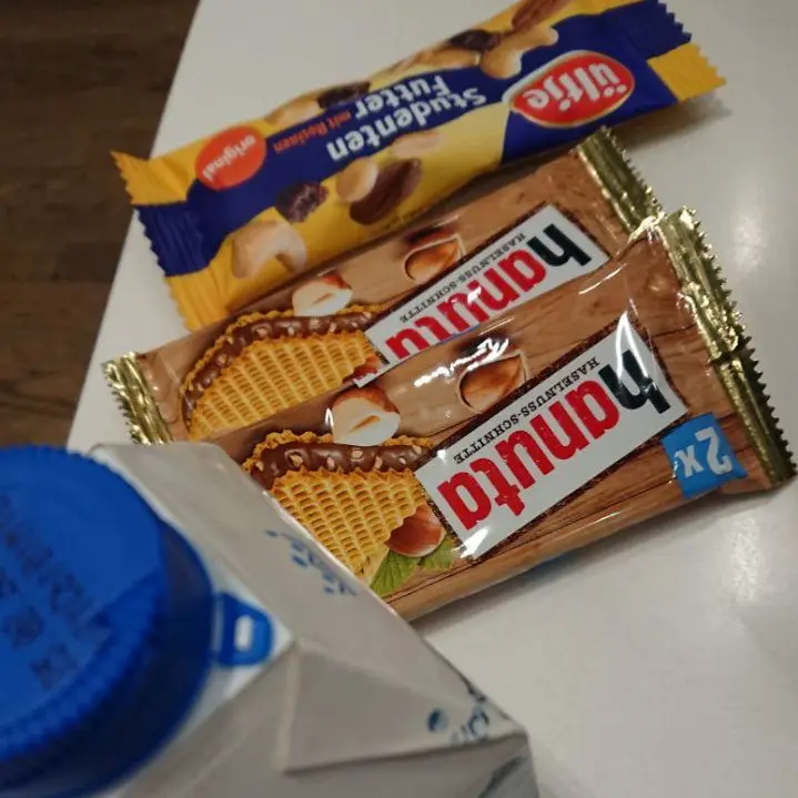 LH Lounge Corona Verpflegung