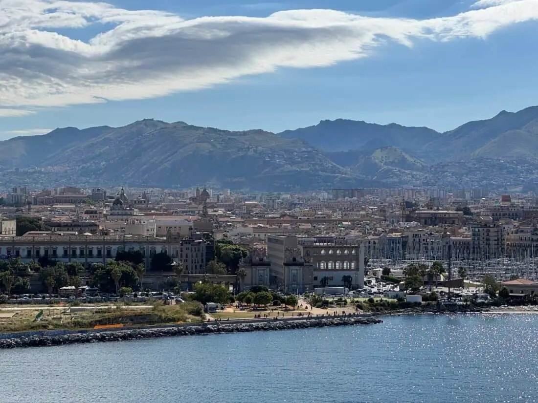 Palermo vom Schiff aus