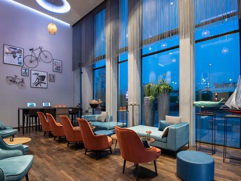 Leonardo royal Asmterdam lounge