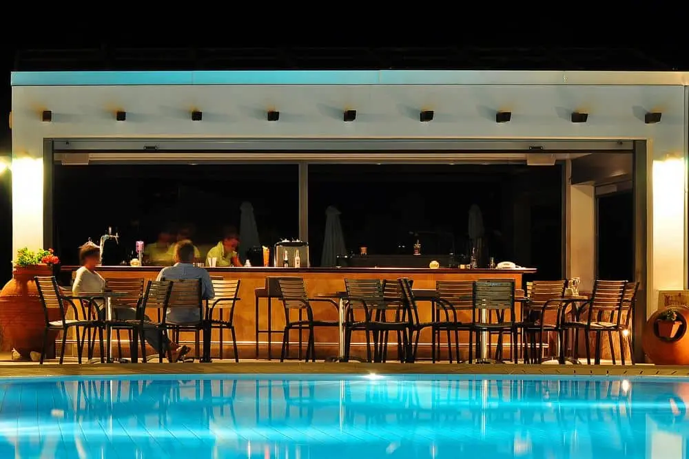 louloudis hotel 22