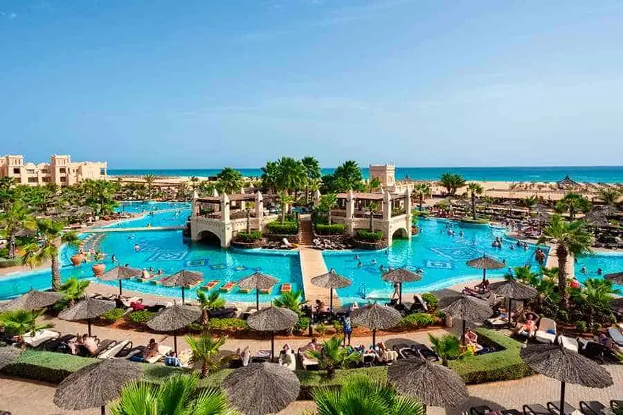 piscina hotel riu touareg
